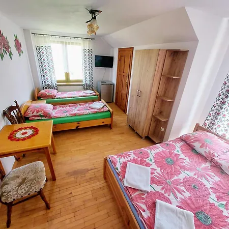 Wisniowy Gaj Farm stay