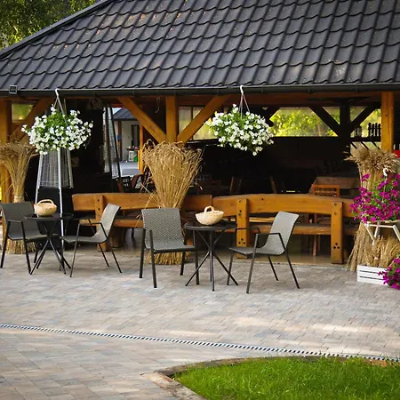 Farma Wisniowy Gaj *