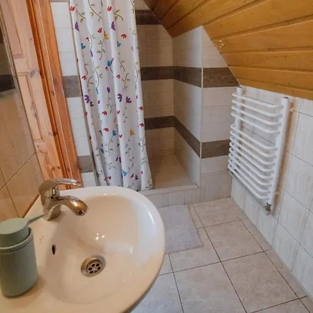 Wisniowy Gaj * Ujanowice