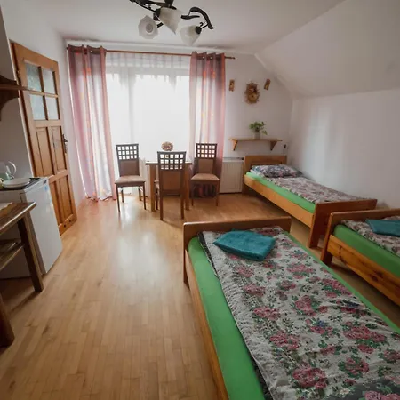 Farm stay Wisniowy Gaj Ujanowice