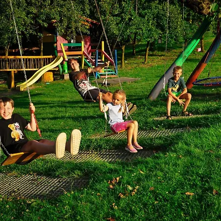 Wisniowy Gaj Farm stay