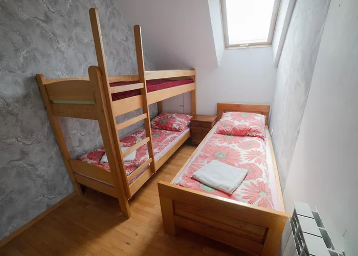 Wisniowy Gaj בית חווה *